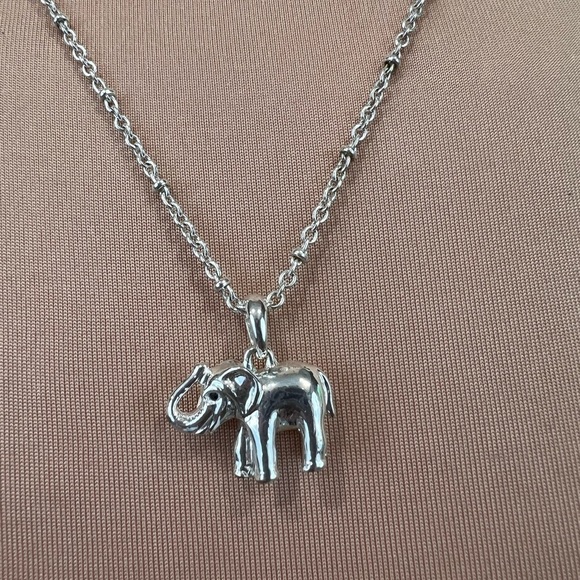 Lucky Elephant Shiny Silver Toned Pendant Necklace - Picture 1 of 5
